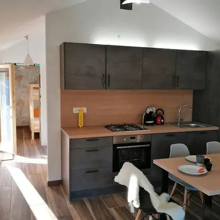 Hisa Pri Koritu - Apartma Stol Kobarid
