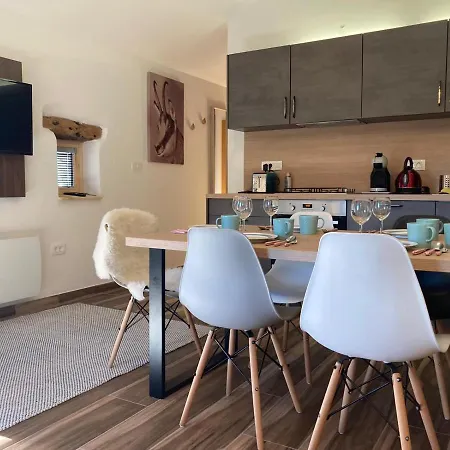 Hisa Pri Koritu - Apartma Stol Apartamento Kobarid