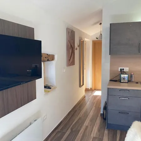 Hisa Pri Koritu - Apartma Stol Apartamento Kobarid